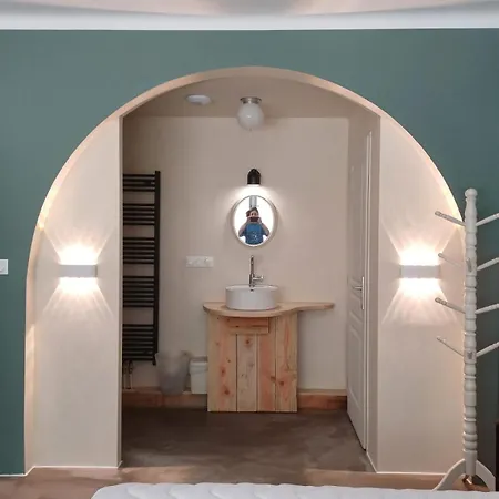 Holiday home Gite De Groupe Ecoresponsable Sarlat-la-Caneda