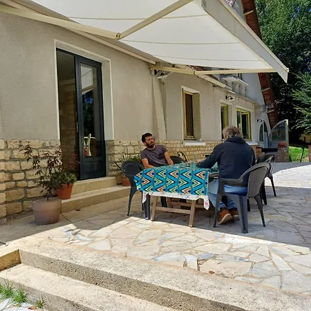 Gite De Groupe Ecoresponsable Holiday home Sarlat-la-Caneda